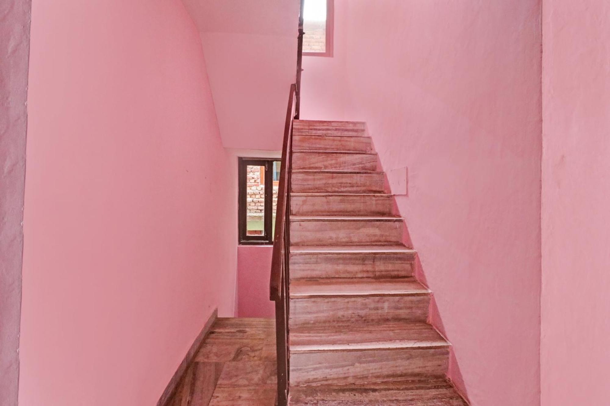 Hotel O Hema Holiday Home Manali  Exterior photo